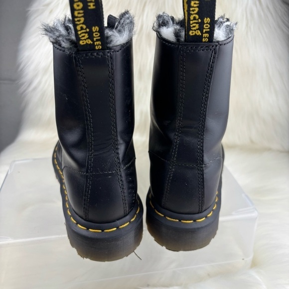 DR.MARTENS 1460 SERENA  LEATHER LEO FAUX FUR LINED BOOTS SIZE 6 - Picture 4 of 10